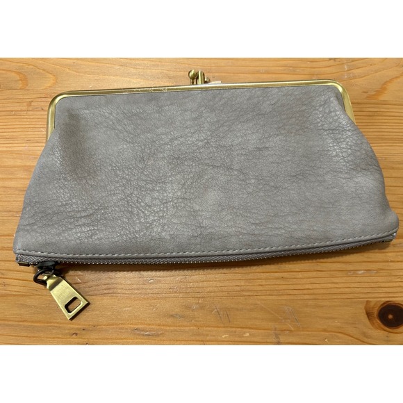 Urban Expressions Handbags - Urban Expressions Gray Vegan Leather Kiss Lock Wallet Floral Lining Minimal